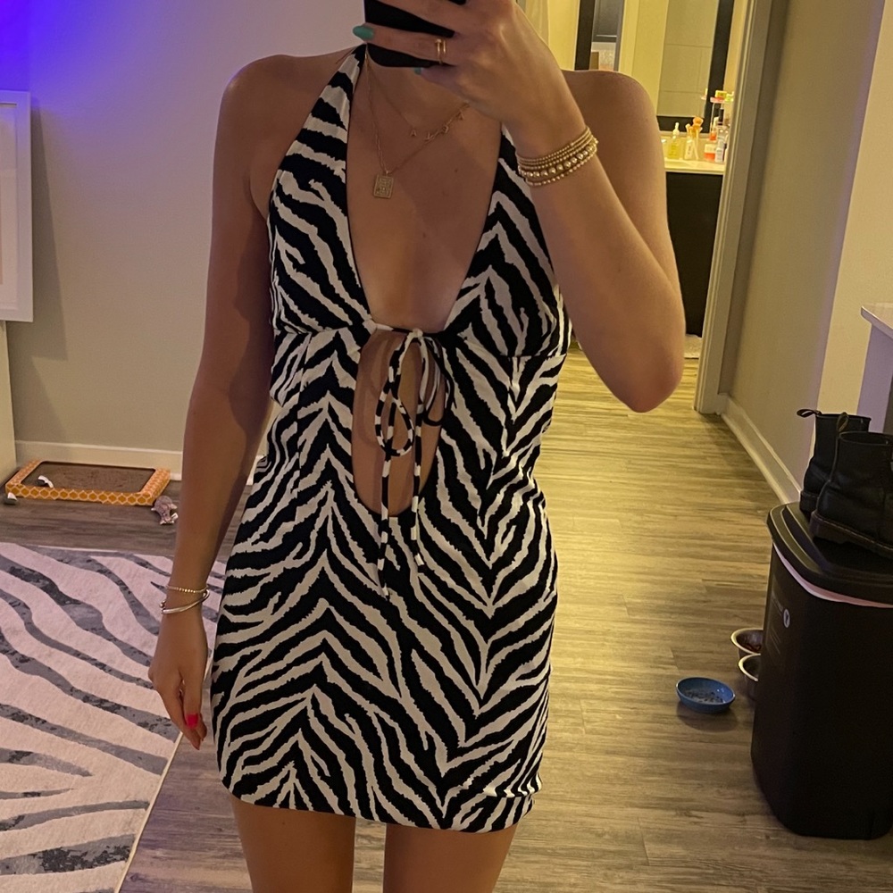 WORN ONCE Princess Polly Zebra Mini dress Size 2